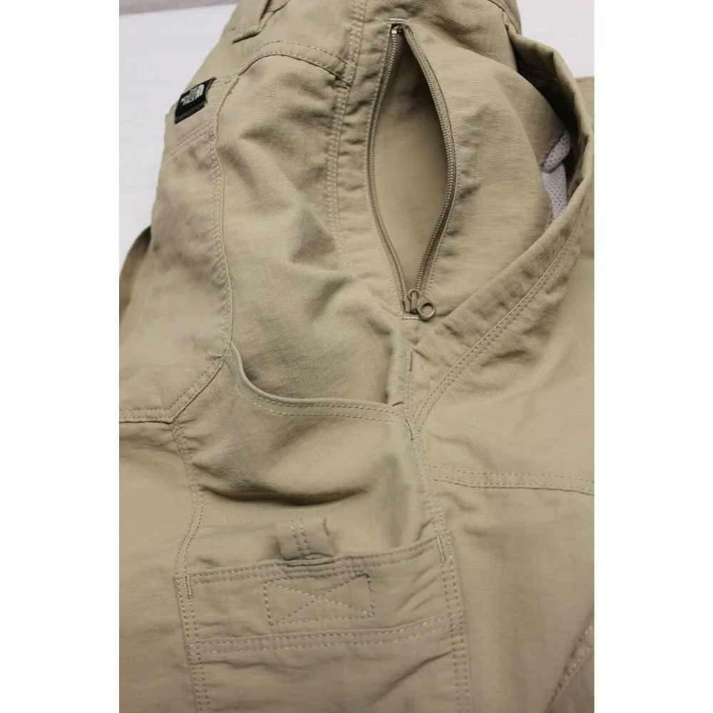 The North Face men's khaki 10